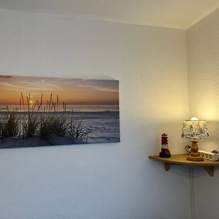Carolinensieler-koje -- Nordsee-ferienhaus Mit Charme In Altfunixsiel