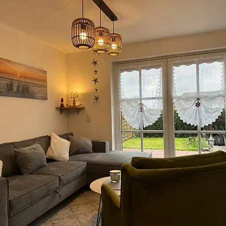 Carolinensieler-koje -- Nordsee-ferienhaus Mit Charme In Altfunixsiel Feriehus